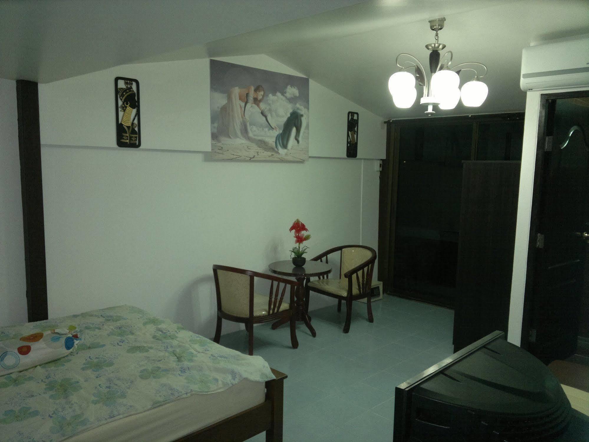 Joe Palace Jomtien Beach Exterior foto